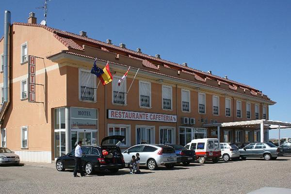 Hotel Los Toreros Del Trabancos Siete Iglesias de Trabancos Exteriér fotografie